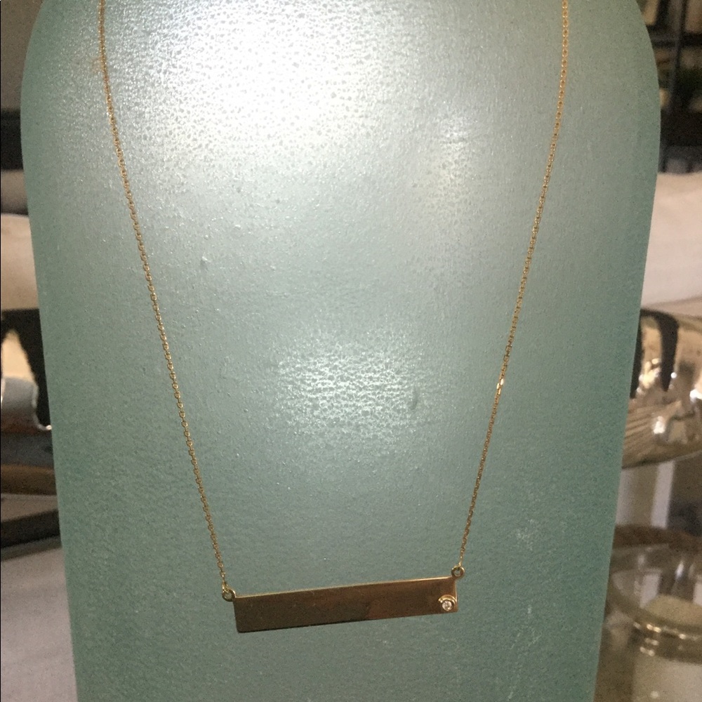 Gold plated bar necklace